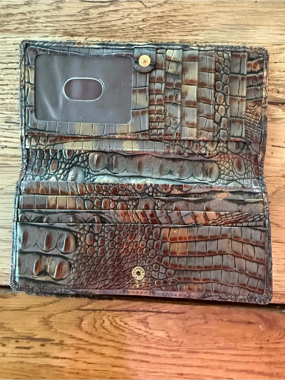 Brahmin Iridescent Brown Croc-Embossed Leather Clutch - Picture 5 of 10